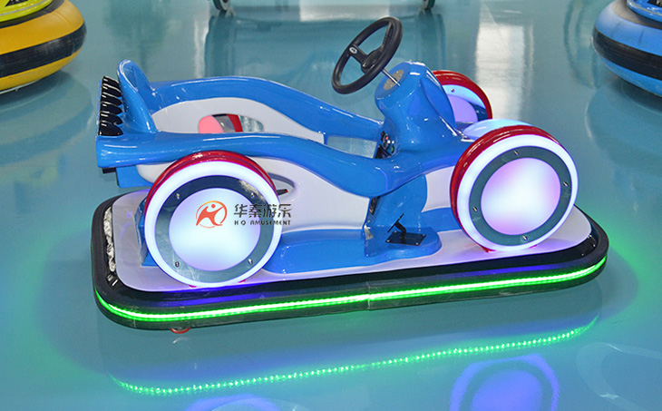 游樂旋風偏移車